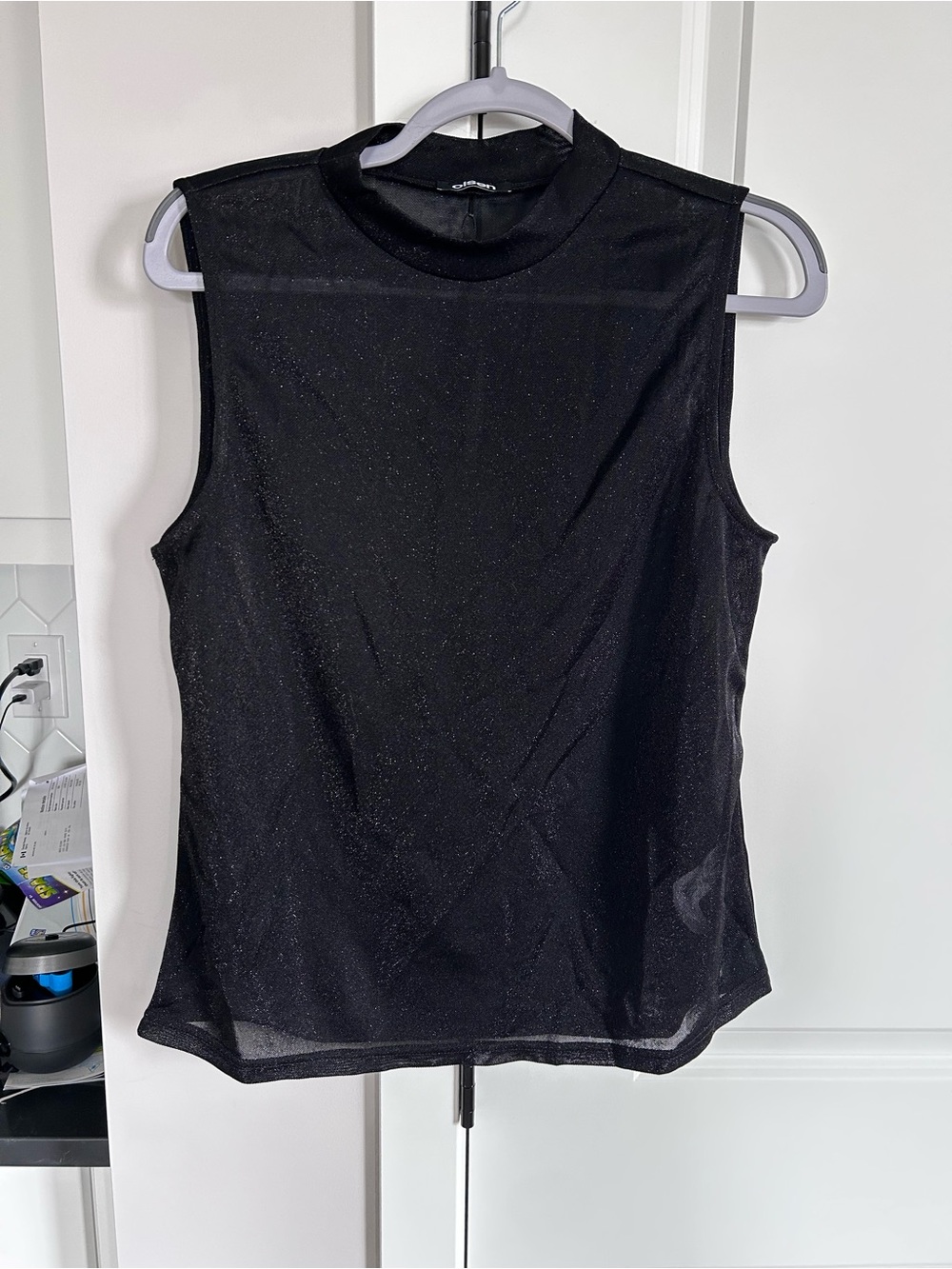 NWOT Olsen Hannah Black Sleeveless Shimmer Mock Neck Top Sparkle Tank Dressy